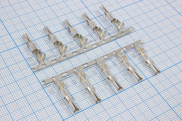 шт пит MFA\1x  \P6,20\каб\\MFA-M конт №15[15] --- Разъемы низковольтного питания MFA