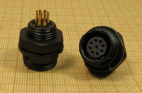 гн ЦС\ 9HP\М13\пан\герм\SP1312/S9[пластик] --- Разъемы WEIPU (IP68)