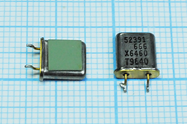 17737 \UM1\\\\\1Г бу MOTOROLA от 17736 до 17738кГц --- Кварцевые резонаторы (пьезокерамические, диэлектрические, ПАВ (SAW), резонаторы из других пьезоматериалов)