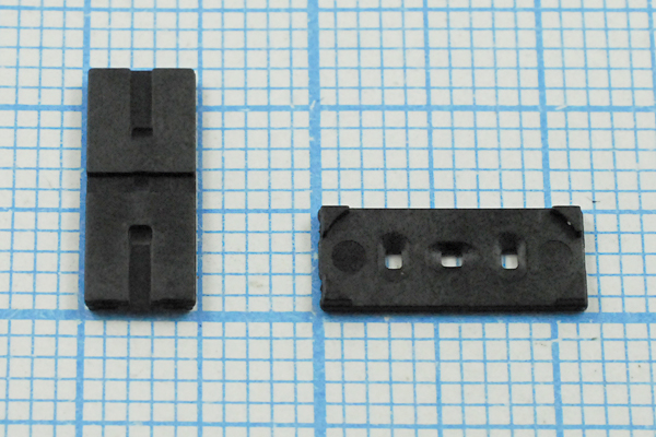 изол прокл\ 11,4x4,7x0,55P3\PPS\Plastic_Spacer49S3 --- Изоляционные прокладки