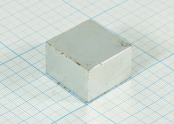 магнит 30,0x30,0x20\паралл\\Ni\N35\ --- Неодимовые и Ферритовые магниты