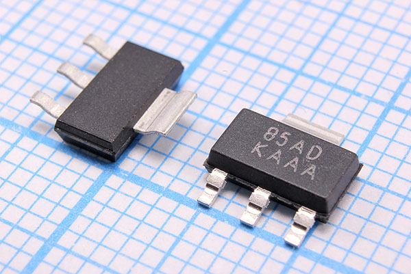 пп LM2936MP-5.0\SOT--223 \спец\NSC --- Полупроводники
