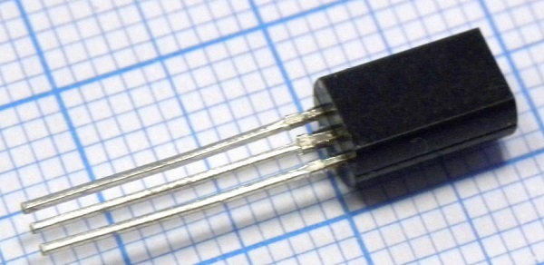 транз 2SA1370 \PNP\1\TO-92mod\ --- Транзисторы
