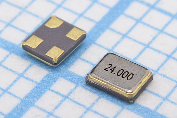 24000 \SMD02016C4\ 9\ 10\ 10/-20~70C\XMF\1Г CREC --- Кварцевые резонаторы (пьезокерамические, диэлектрические, ПАВ (SAW), резонаторы из других пьезоматериалов)
