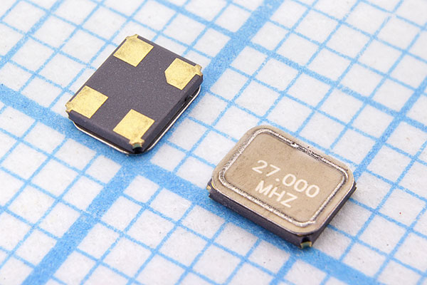 27000 \SMD03225C4\12\ 30\ 50/-40~85\XMD\1Г CREC --- Кварцевые резонаторы (пьезокерамические, диэлектрические, ПАВ (SAW), резонаторы из других пьезоматериалов)