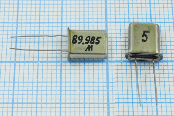 89985 \UM1\\\\\ХСР --- Кварцевые резонаторы (пьезокерамические, диэлектрические, ПАВ (SAW), резонаторы из других пьезоматериалов)