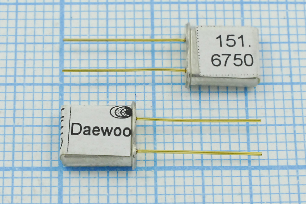 151675 \UM1\\\\\ (Daewoo 151.6750) --- Кварцевые резонаторы (пьезокерамические, диэлектрические, ПАВ (SAW), резонаторы из других пьезоматериалов)