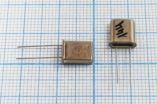 144000 \HC45U\\\\\ХСР 5Г (144М) --- Кварцевые резонаторы (пьезокерамические, диэлектрические, ПАВ (SAW), резонаторы из других пьезоматериалов)