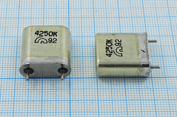 4250 \HC6U\\ 50\150/-10~60C\БА\1Г 400 Ом (4250К) --- Кварцевые резонаторы (пьезокерамические, диэлектрические, ПАВ (SAW), резонаторы из других пьезоматериалов)