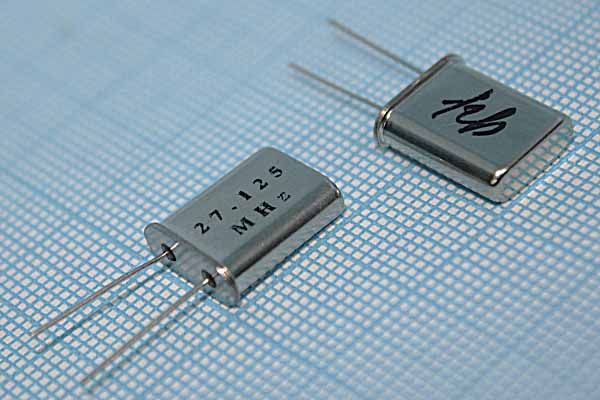 27125 \HC49U\30\ 30\ 15/\\1Г (27.125) --- Кварцевые резонаторы (пьезокерамические, диэлектрические, ПАВ (SAW), резонаторы из других пьезоматериалов)
