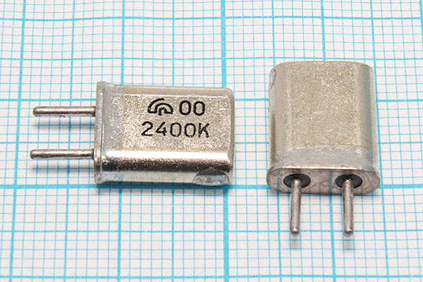 2400 \HC25U\\\\МА\1Г --- Кварцевые резонаторы (пьезокерамические, диэлектрические, ПАВ (SAW), резонаторы из других пьезоматериалов)