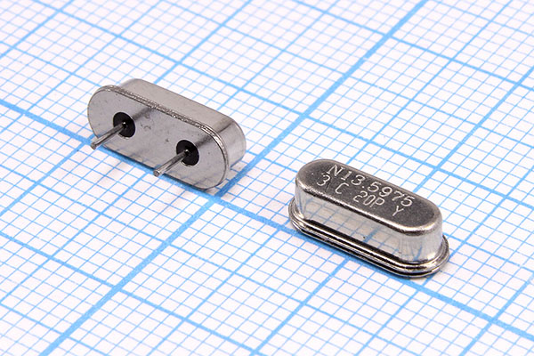 13597,54 \HC49S3\20\ 20\\FA[NEW]\1Г 4мм (N 20pf) --- Кварцевые резонаторы (пьезокерамические, диэлектрические, ПАВ (SAW), резонаторы из других пьезоматериалов)