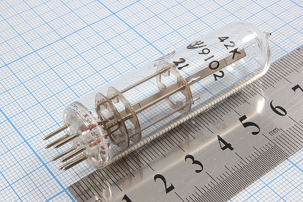 42 \бал/ст\\\\\1Г 19x65 --- Кварцевые резонаторы (пьезокерамические, диэлектрические, ПАВ (SAW), резонаторы из других пьезоматериалов)