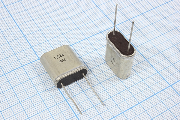 1024 \HC33U\\\\\1Г --- Кварцевые резонаторы (пьезокерамические, диэлектрические, ПАВ (SAW), резонаторы из других пьезоматериалов)