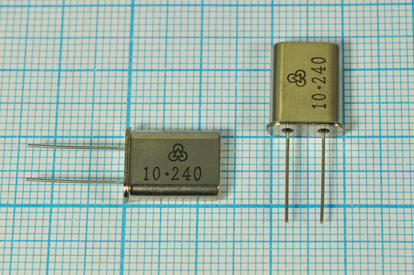 10240 \HC49U\18\ 30\\HC49U[MEC]\1Г (10.240) --- Кварцевые резонаторы (пьезокерамические, диэлектрические, ПАВ (SAW), резонаторы из других пьезоматериалов)