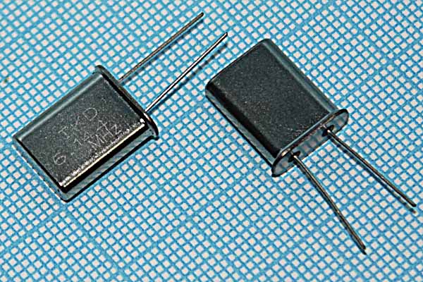 6144 \HC49U\16\ 30\\HC-49U[TKD]\1Г (TKD) --- Кварцевые резонаторы (пьезокерамические, диэлектрические, ПАВ (SAW), резонаторы из других пьезоматериалов)