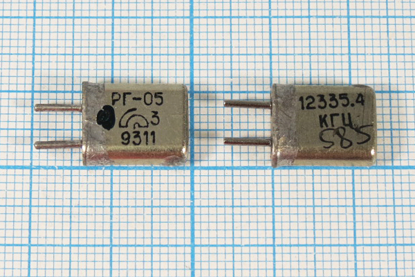 12335,4 \HC25U\\\\РГ05МА\1Г --- Кварцевые резонаторы (пьезокерамические, диэлектрические, ПАВ (SAW), резонаторы из других пьезоматериалов)