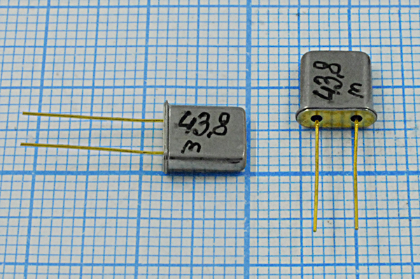 43800 \UM1\S\\\\3Г --- Кварцевые резонаторы (пьезокерамические, диэлектрические, ПАВ (SAW), резонаторы из других пьезоматериалов)