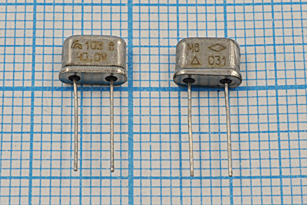 40000 \UM4\S\\\МР\3Г --- Кварцевые резонаторы (пьезокерамические, диэлектрические, ПАВ (SAW), резонаторы из других пьезоматериалов)