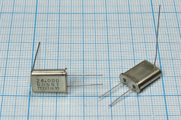 24000 \HC49U+LW\S\\\SA[SUNNY]\1Г (SUNNY) --- Кварцевые резонаторы (пьезокерамические, диэлектрические, ПАВ (SAW), резонаторы из других пьезоматериалов)