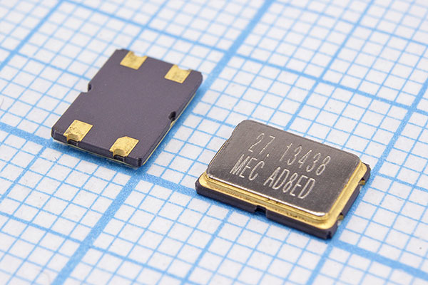 27134,38 \SMD07050C4\12\ 10\ /-20~70C\MQ[MEC]\1Г --- Кварцевые резонаторы (пьезокерамические, диэлектрические, ПАВ (SAW), резонаторы из других пьезоматериалов)
