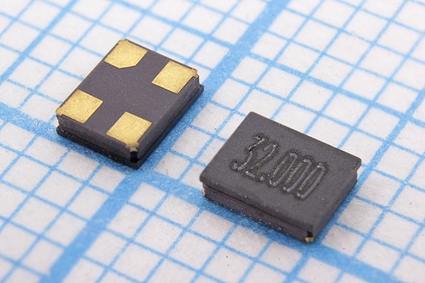32000 \SMD03225C4\18\ 20\ 30/-20~70C\TA3CG\1Г --- Кварцевые резонаторы (пьезокерамические, диэлектрические, ПАВ (SAW), резонаторы из других пьезоматериалов)