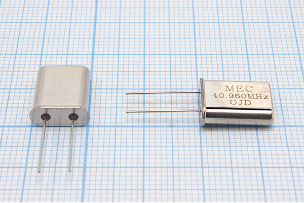 40960 \HC49U\20\ 30\\HC49U[MEC]\3Г (MEC) --- Кварцевые резонаторы (пьезокерамические, диэлектрические, ПАВ (SAW), резонаторы из других пьезоматериалов)
