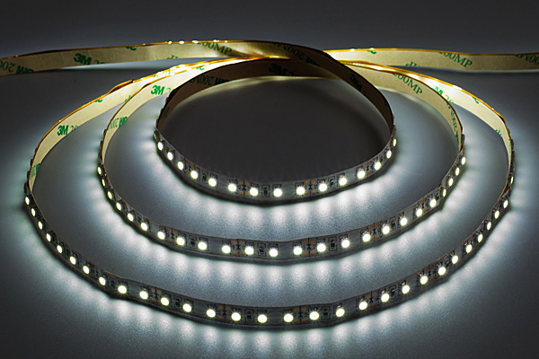СДЛ\лента\ 12В\бел/х\12,0Вт/м\SMD2835\IP20\8x2\\ --- Светодиоды на поверхностный монтаж постоянного свечения (SMD светодиоды)