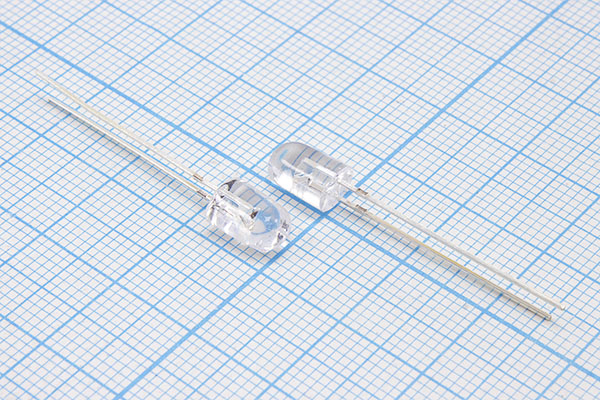 СД  5,8x 4,6x 7 \кр\1200\70X&30Y\пр\GNL-5083UEC-TL --- Светодиоды постоянного свечения